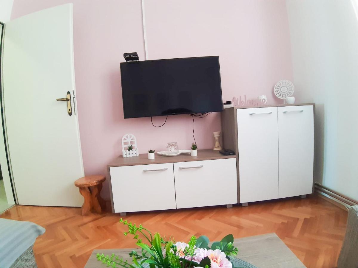 Apartments Sara Podstrana Dış mekan fotoğraf